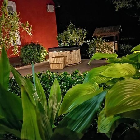 Holiday Home Modric オトチャッツ エクステリア 写真