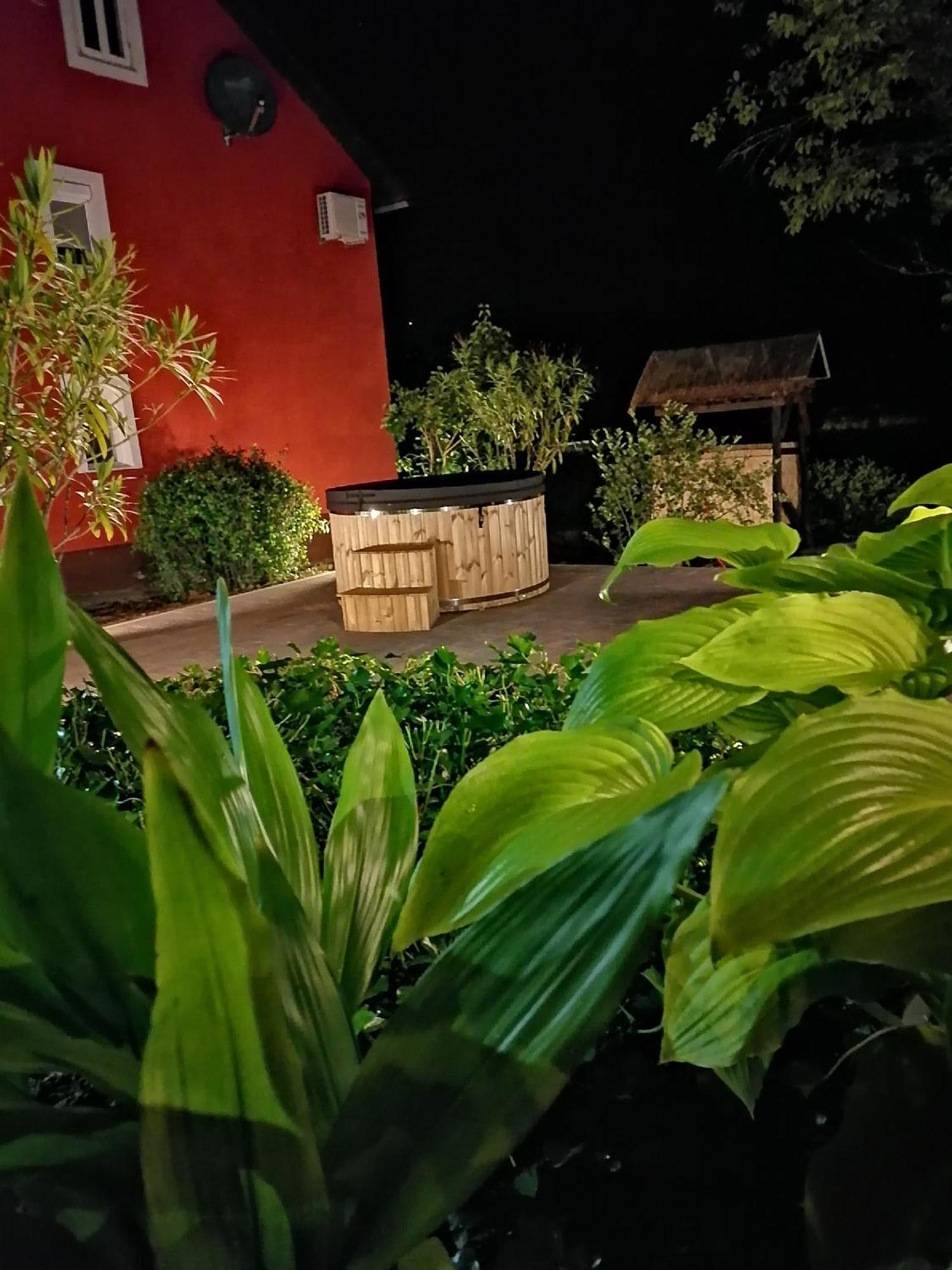 Holiday Home Modric オトチャッツ エクステリア 写真